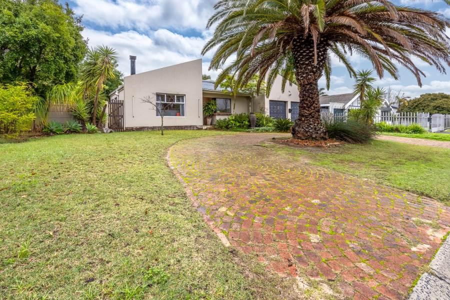 4 Bedroom Property for Sale in Wellway Park Western Cape